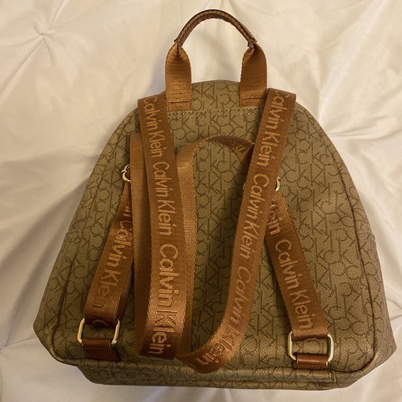 Calvin Klein backpack, Almond Taupe - Picture 2 of 6